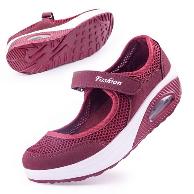 15 Best Orthopedic Shoes For Women Travel Essentials